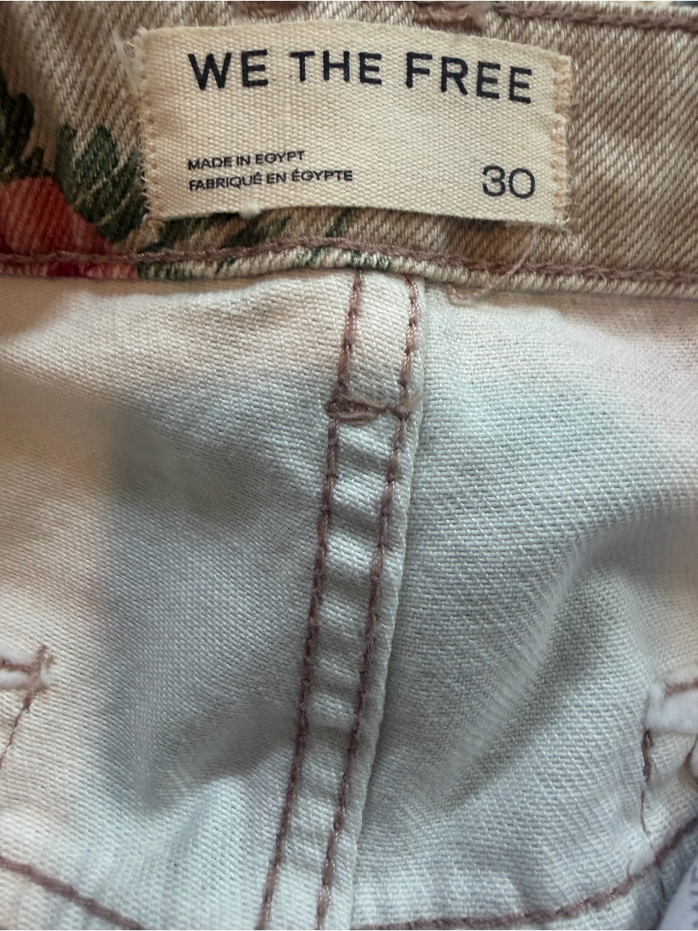 We The Free Beige Jeans with Pink Rose Trim and Barrel Leg SZ 30 - Picture 8 of 8